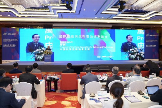 中国科协主席万钢