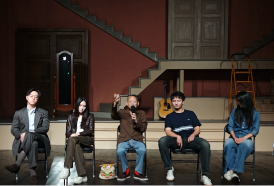 张广天戏剧作品《十棵樱桃树的樱桃园》 演后谈