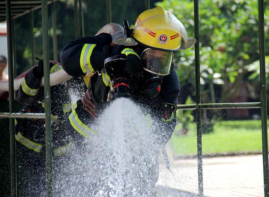 牢记使命 竭诚为民:永远当好人民的消防员