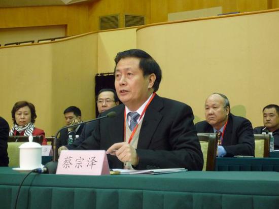 广东省政协原常委,汕头市原市长蔡宗泽被开除党籍