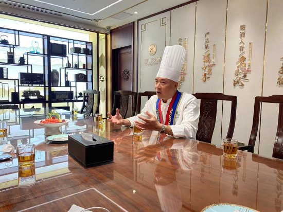 梁宏业介绍顺德餐饮企业在贵州创业的故事