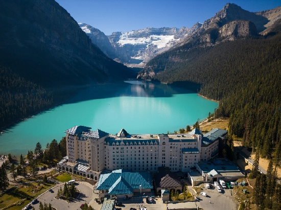 露易丝湖 图片来源：加拿大旅游局