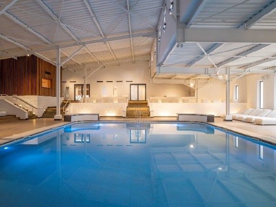 理肤泉水疗中心