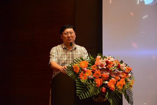 岭南师范学院文学与传播学院新闻系主任姚远教授致辞