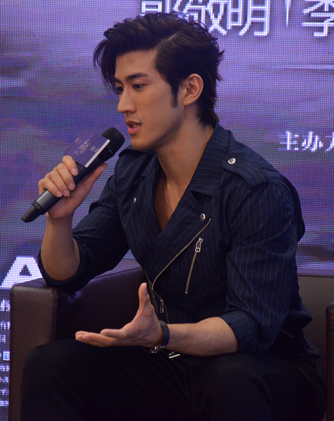 李治廷《爵迹》兽性十足 看吴亦凡胸口演戏