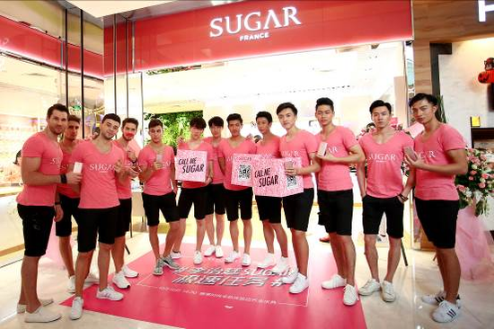 SUGAR糖果时尚手机携手李治廷 新店新品齐发_新浪广东_新浪网