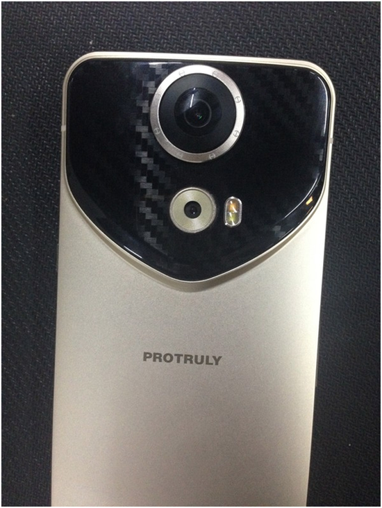 保千里vr手机整机照曝光:配全球最轻薄vr镜头模组