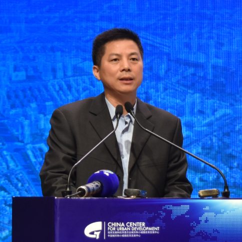 顺德区委副书记,区长彭聪恩发表演讲