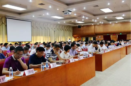 会议现场会上,陈宇浩,王永宽,翟树宇,宋庆华分别总结部署了惠城区信访