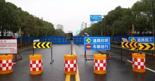 佛山禅城交通局公告:今明两晚文华中路单边封路