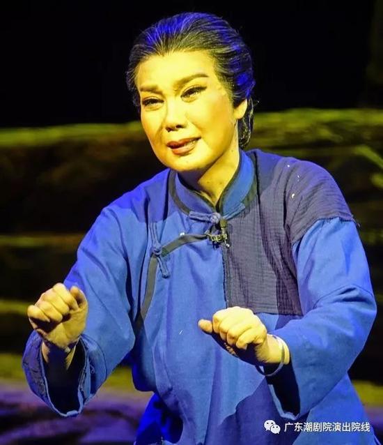 李梨英扮演者詹少君