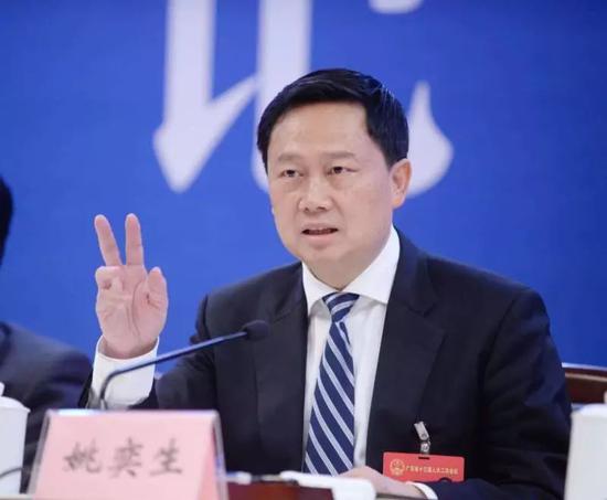 连线省两会 | 珠海市长姚奕生答记者问:留足空间支持澳门产业发展
