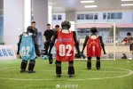 龙岗少年“驯服”钢铁球员！