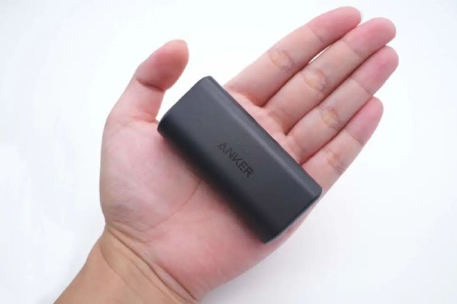 白云机场：充电宝可在机场免费暂存一周 也可邮寄