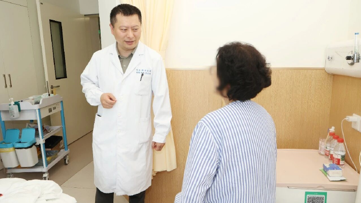 卫材中国仑卡奈单抗皮下全自动注射笔