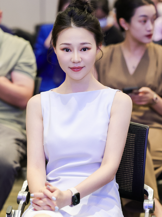 皇派门窗副总经理朱梦思