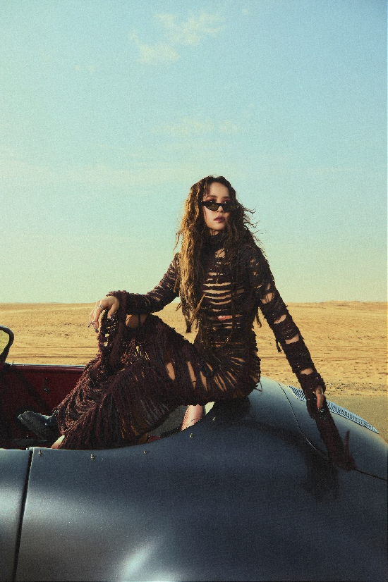 蔡依林在沙漠里完成一场关于自我的情感探寻