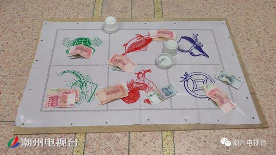 10人出租屋内赌鱼虾蟹潮州警方成功捣毁窝点