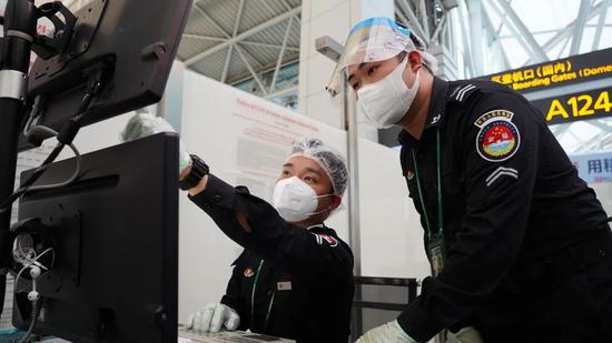 并入安检信息管理系统同步启用,新设备可实现手提行李双视角x光机判图