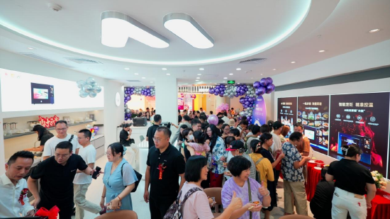 万得厨(wan AIChef)全国首家品牌旗舰店开业盛况