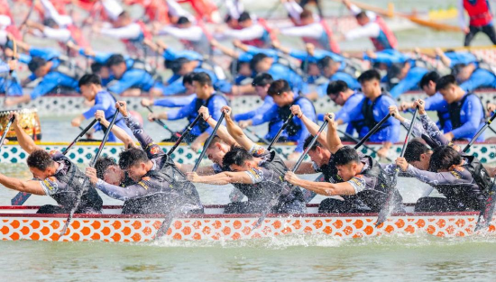 中华龙舟大赛（江苏·盐城站）赛事现场