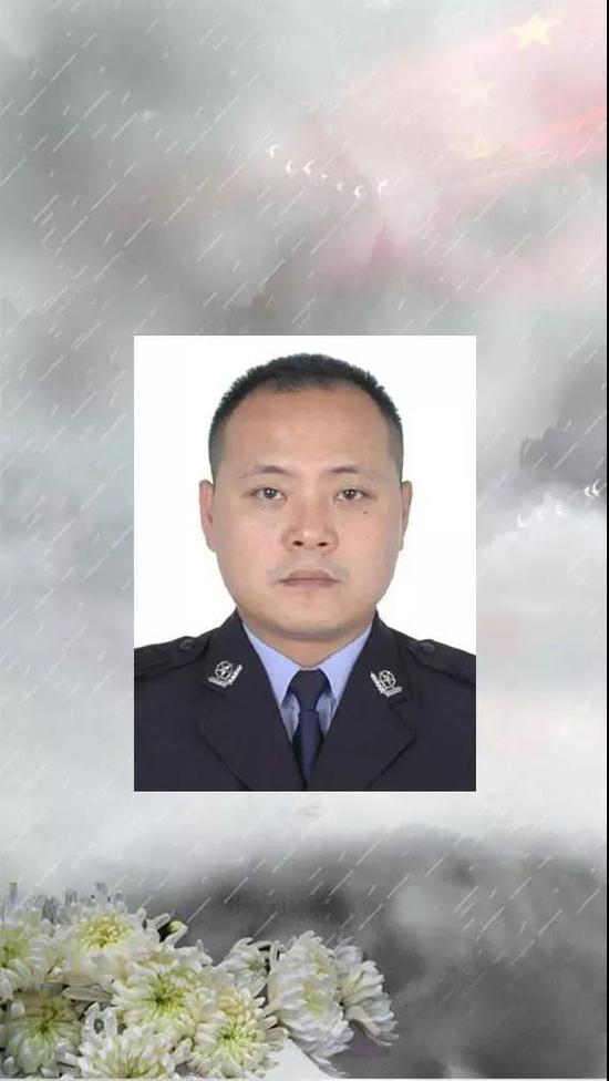 12日上午,揭阳市副市长,公安局局长马儒生带领市公安局有关负责同志