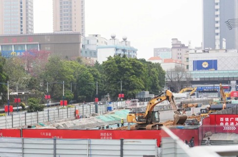 广州北部水厂南线工程齐富路段春节期间不停工