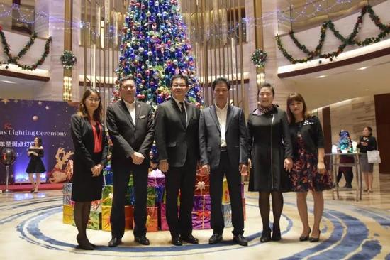 湛江喜来登2017年圣诞点灯仪式开启璀璨圣诞季