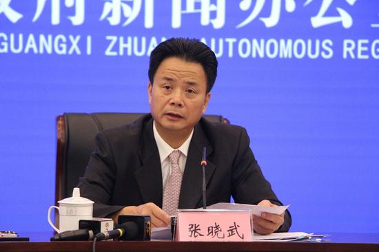 桂林市常务副市长张晓武回答记者提问