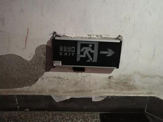 安全出口堵塞火灾隐患测试火灾自动报警器测试手动报警器检查疏散指示