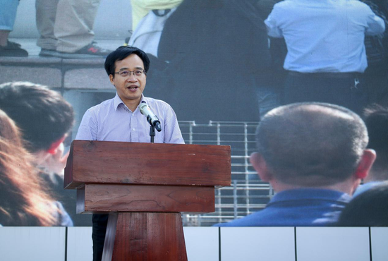 桂林市副市长樊新鸿在启动仪式上发表重要讲话 韦芳婷/摄