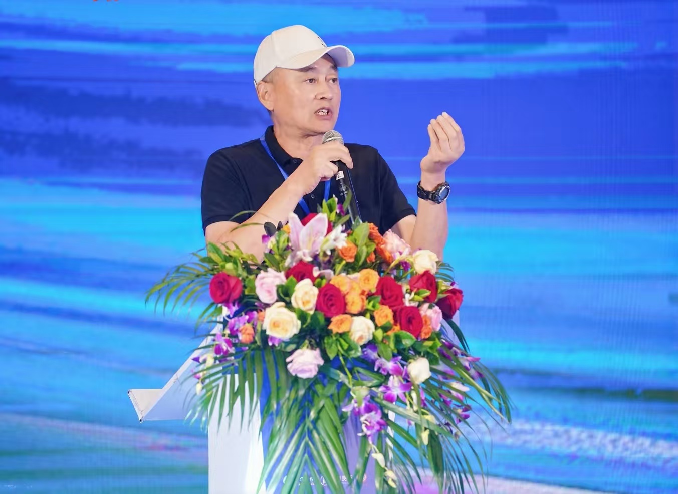 海南省江苏商会荣誉会长董保平致辞
