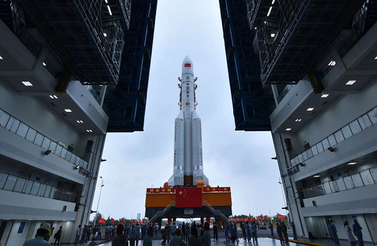 再征星辰大海长征五号b遥一运载火箭安全运抵文昌航天发射场