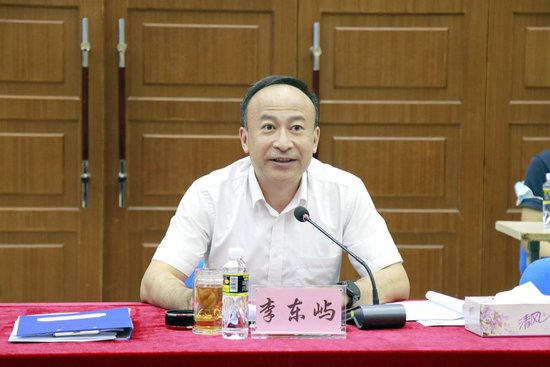 李东屿出席签约仪式(黄海玲 摄)