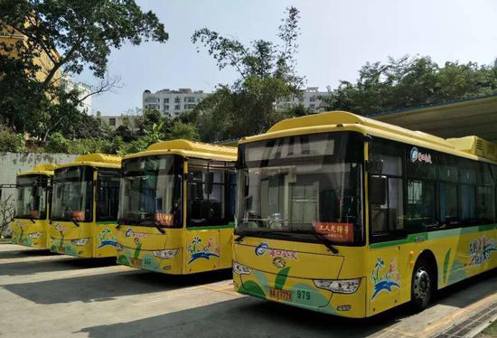 根据海口市交通部门要求,海口公交集团41路,41路快线两条线路从2月3日