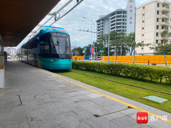 三亚有轨电车客流量超15万人次
