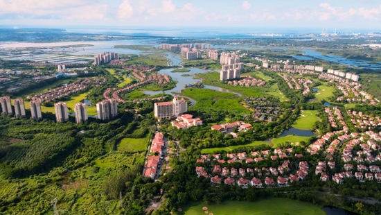 富力红树湾项目实景◎富力红树湾项目实景海南富力红树湾所处的澄迈