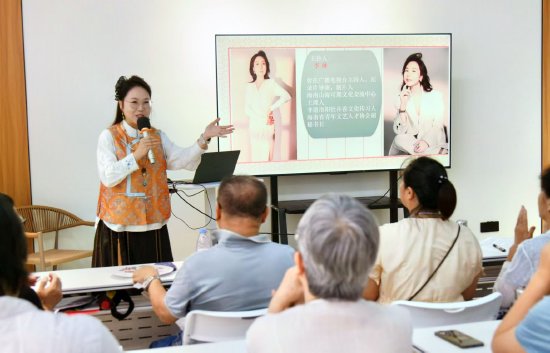 海南省青年文艺人才协会副秘书长李琳