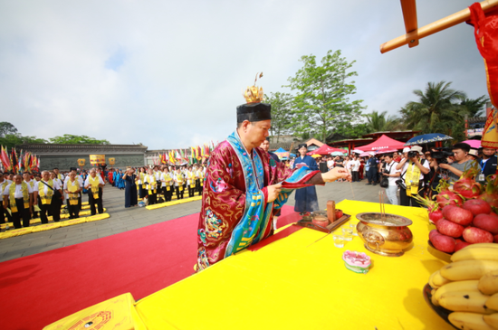 海峡两岸共庆白玉蟾祖师圣诞60支公庙军坡节同台竞技