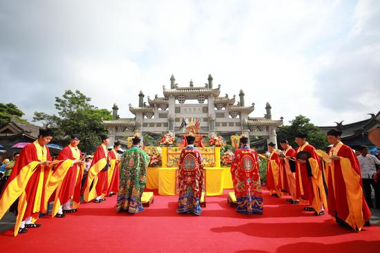海峡两岸共庆白玉蟾祖师圣诞60支公庙军坡节同台竞技