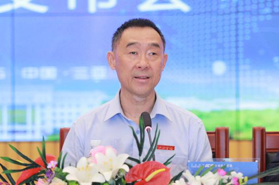 三亚学院副校长刘晓鹰