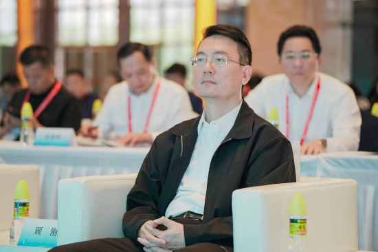 海南省人民政府党组成员,副省长顾刚