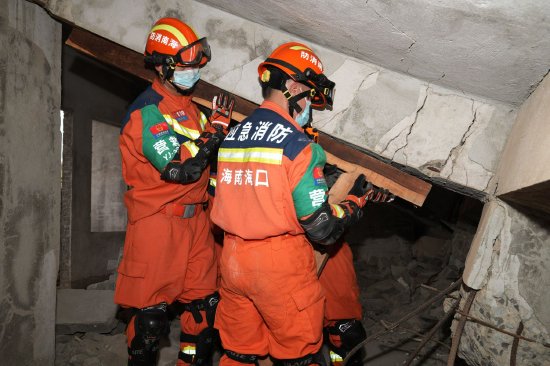 图为地震灾害救援实战拉动考核现场