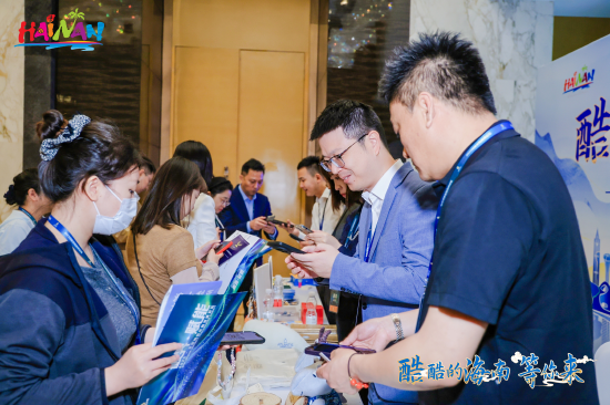 海南展台人气十足，吸引众多采购经理人打卡