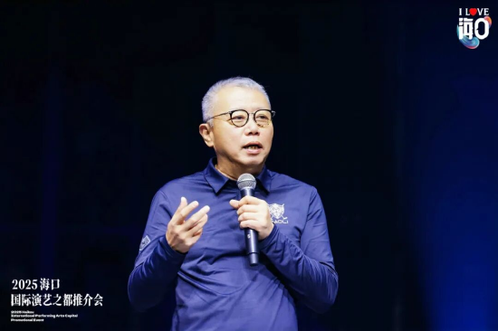 　　宋柯 中国演出行业协会 副会长、中国音像与数字出版协会唱片工作委员会主任委员、北京酷斯塔夫文化发展有限公司董事长