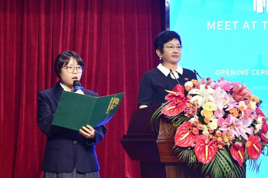 海南枫叶教育大区首席执行官兼总校长王金英致辞