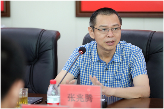 三亚警方召开与出租车行业座谈会 营造公平营运环境