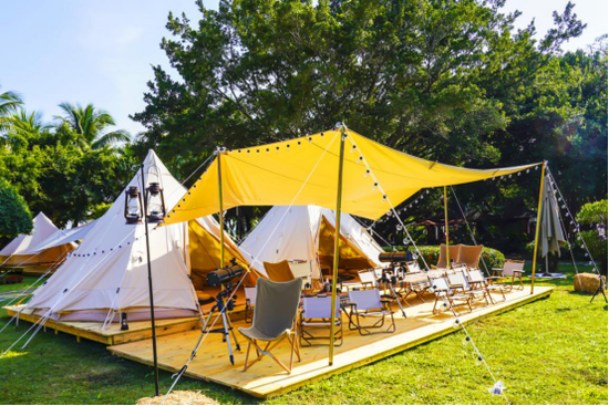 图:美轮美奂的星空营地帐篷,非常清新文艺(童承东摄影)