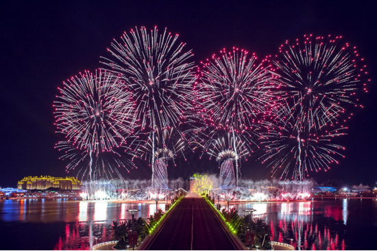 海花岛往届烟花秀表演