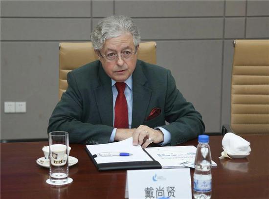 瑞士驻华大使戴尚贤